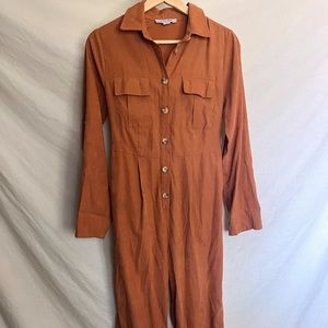 burnt orange jumpsuit 🍊🤎